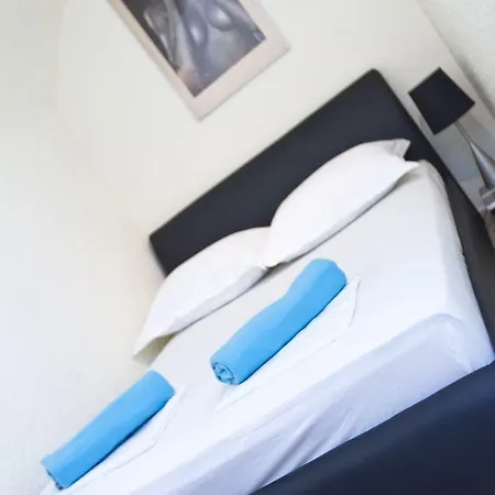 Toma With Private Parking Place Apartamento *