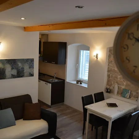 Apartamento Toma With Private Parking Place Šibenik