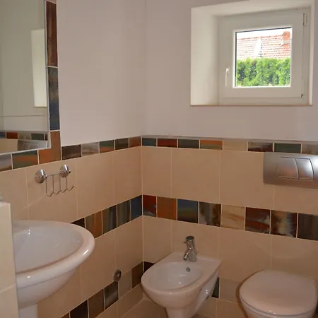 Apartament Toma With Private Parking Place