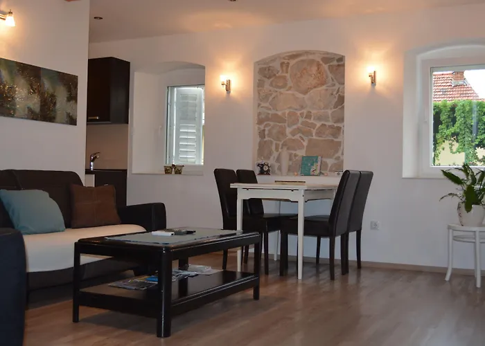 Studio Toma With Private Parking Place Apartman