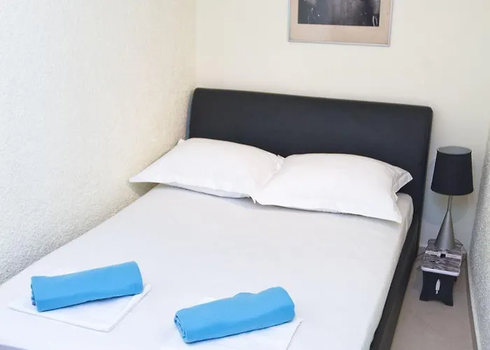 Apartment Studio Toma With Private Parking Place Sibenik