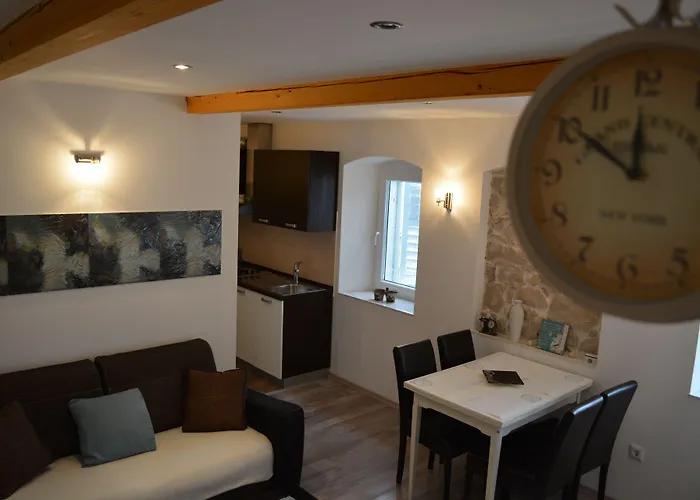 Apartment Studio Toma With Private Parking Place Sibenik