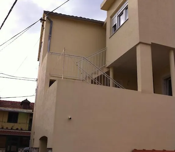 Apartment Studio Toma With Private Parking Place